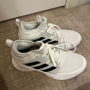 ADIDAS CRAZYFLIGHT MID VOLLEYBALL SHOES